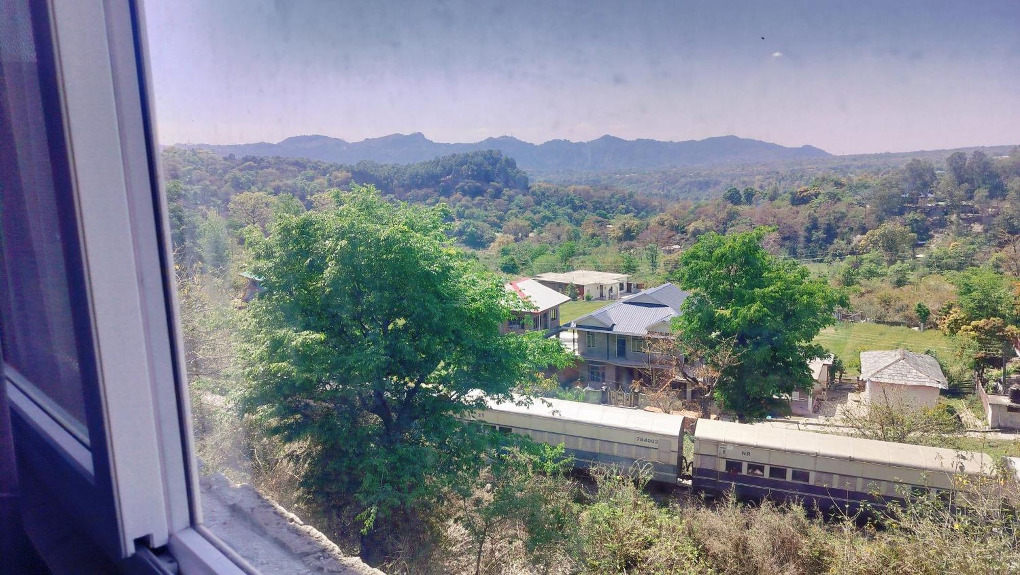 Hotel Binwa View Baijnāth Εξωτερικό φωτογραφία