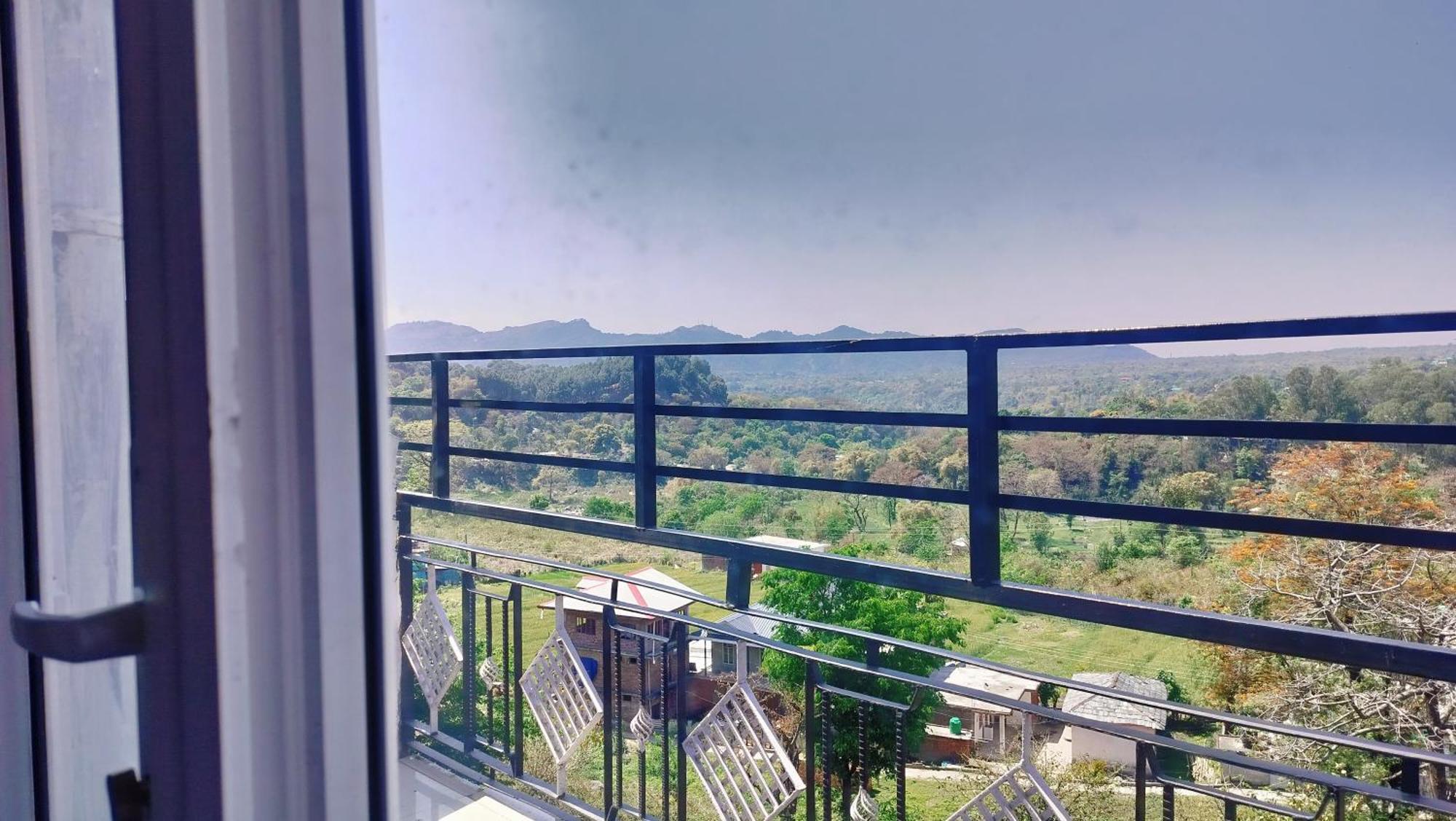 Hotel Binwa View Baijnāth Εξωτερικό φωτογραφία